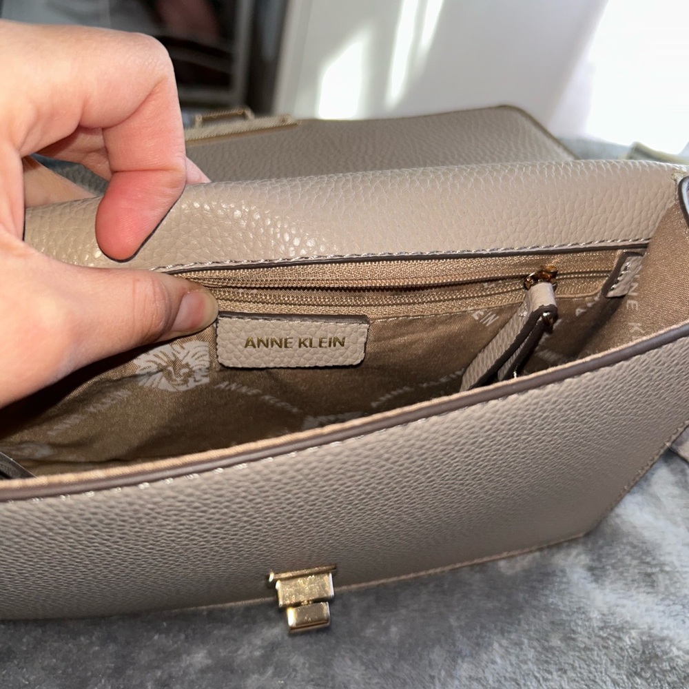 Anne Klein Tan and Cream Crossbody Bag with Geometric Pattern - Picture 7 of 8